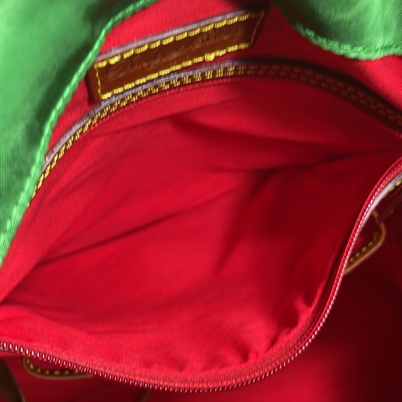 DOONEY & BOURKE LARGE NYLON & LEATHER LOGO LOCK SHOULDER BAG - Picture 12 of 16